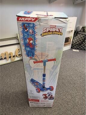Marvel Spidey and His Amazing Friends Kids Scooter in Box
